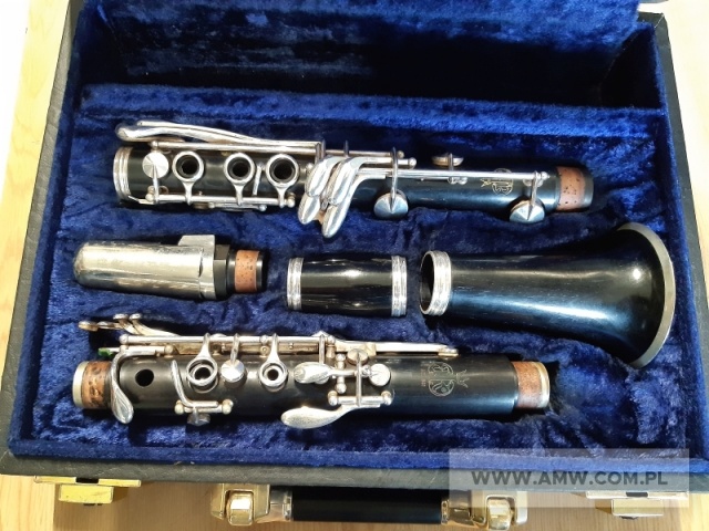 Klarnet B AMATI (model: ACL601) 